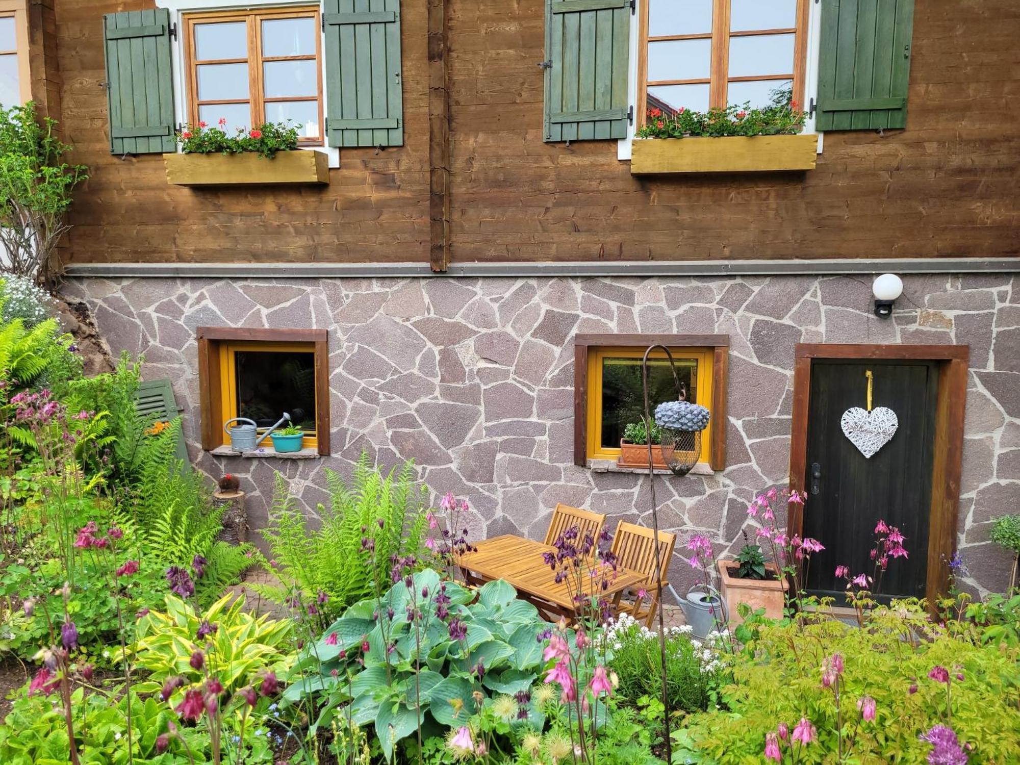 Blick In Den Garten Holzschlag Buitenkant foto